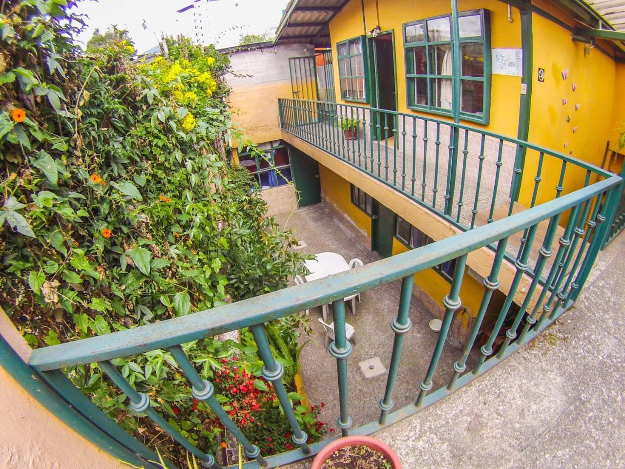 Hostal Alcala Quito Eksteriør bilde